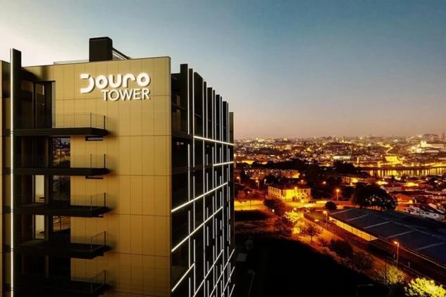 New Douro 406 With Parking *